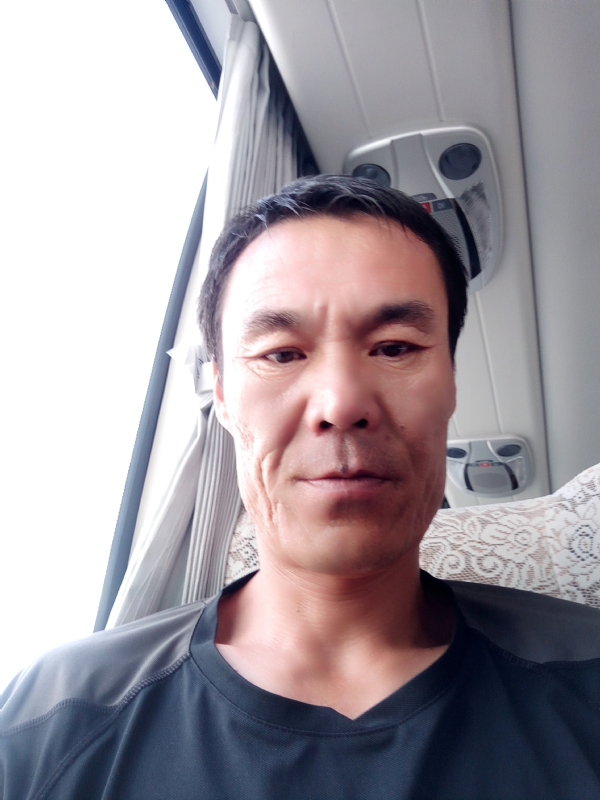 真心诚意的第一张照片--包头相亲服务中心