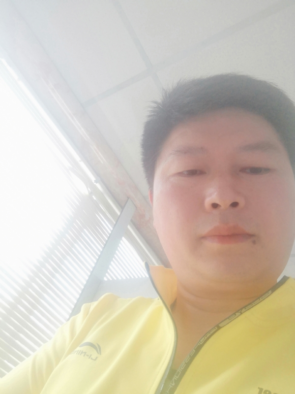 山男的第一张照片--包头相亲服务中心