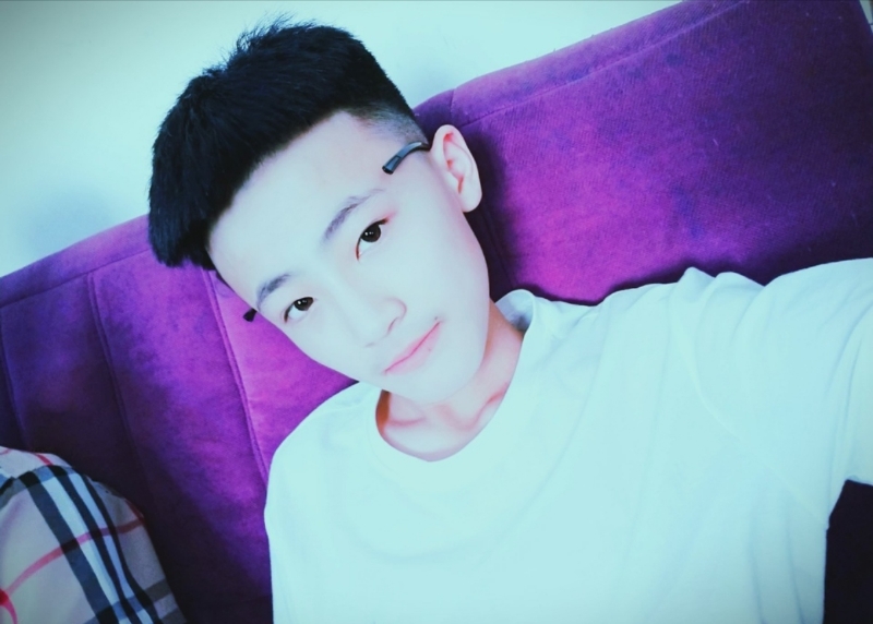 孤城浪子的第一张照片--包头相亲服务中心