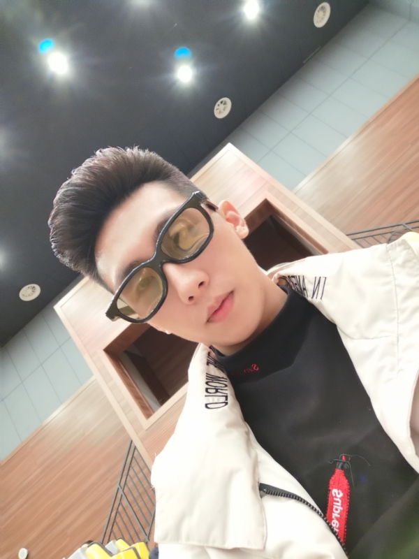 少年已不在年少的第一张照片--包头相亲服务中心