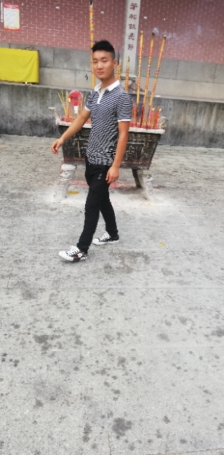 惹人厌的第一张照片--包头相亲服务中心