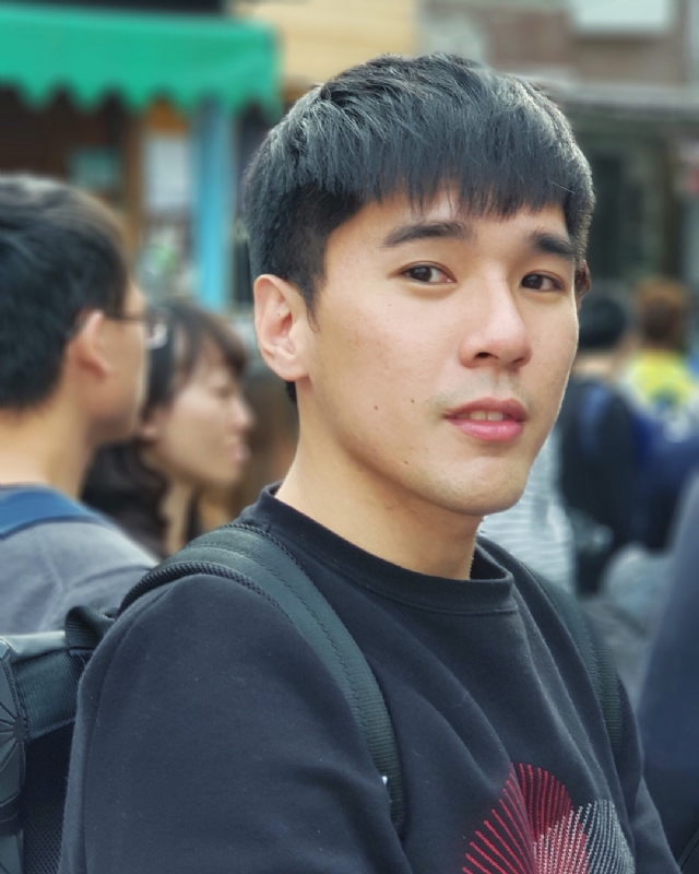 雨中孤独的第一张照片--包头相亲服务中心