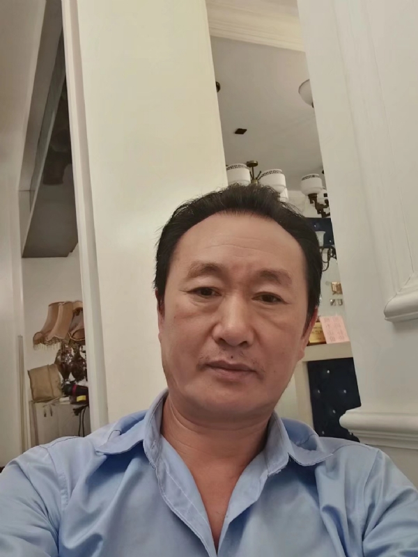 青松的第一张照片--包头相亲服务中心