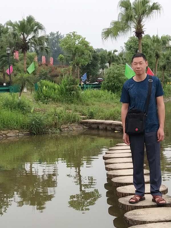 星星知我心的第一张照片--包头相亲服务中心