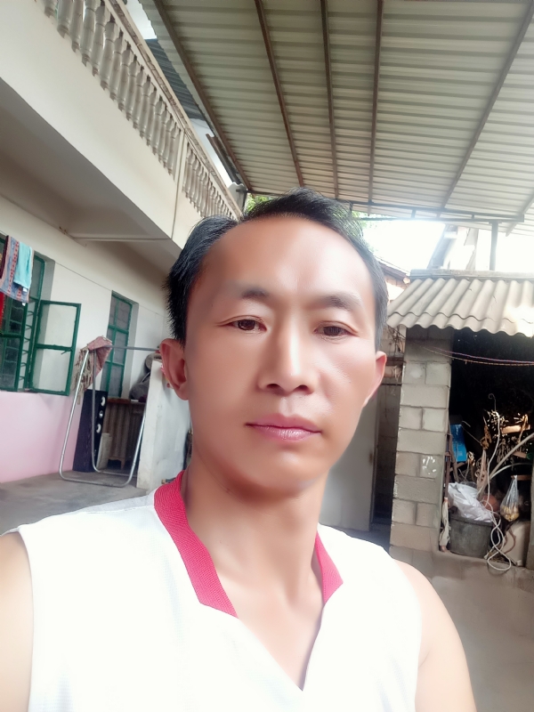 白鸽的第一张照片--包头相亲服务中心