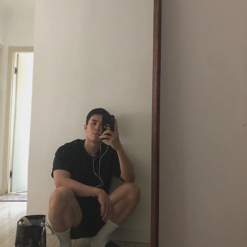 深海的第四张照片--包头相亲服务中心