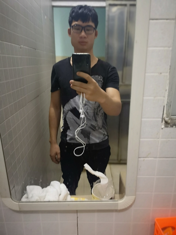 右手的执着的第一张照片--包头相亲服务中心