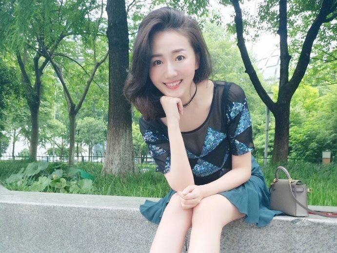 Ella的第一张照片--包头相亲服务中心