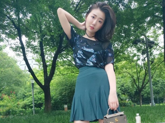 Ella的第三张照片--包头相亲服务中心