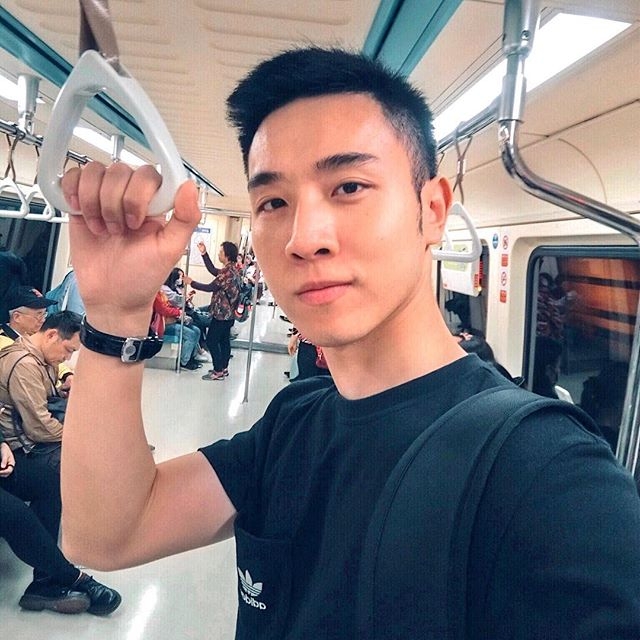 然然男士的第三张照片--包头相亲服务中心