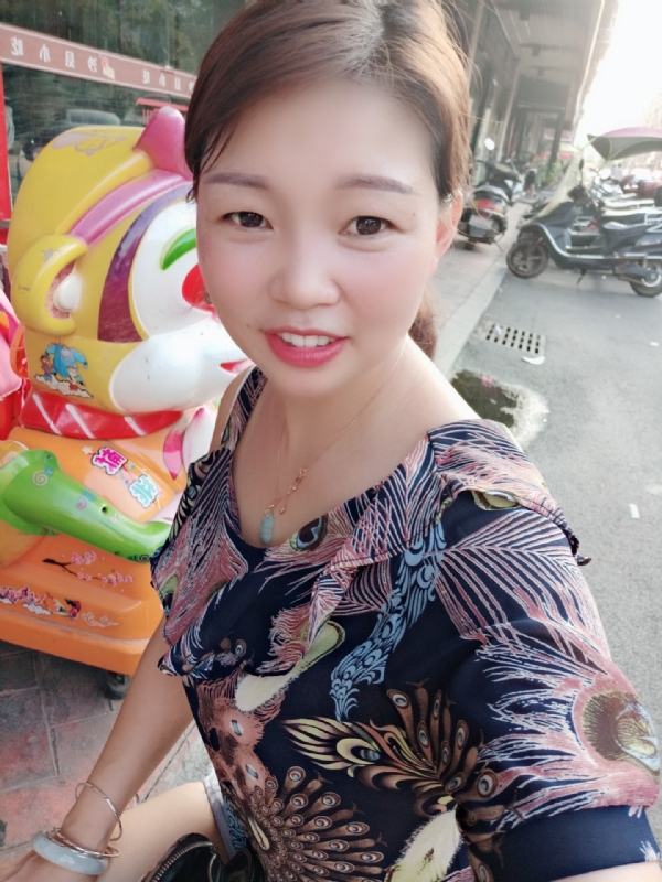 云儿的第一张照片--包头相亲服务中心