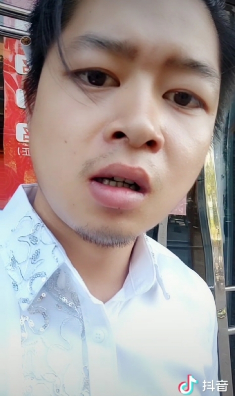 心诚则灵的第一张照片--包头相亲服务中心