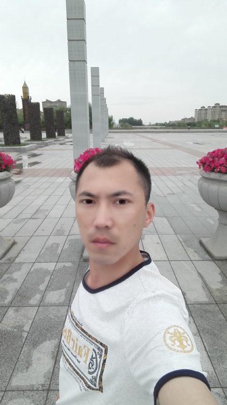 天平的第一张照片--包头相亲服务中心