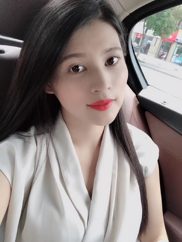 玲子的第一张照片--包头相亲服务中心