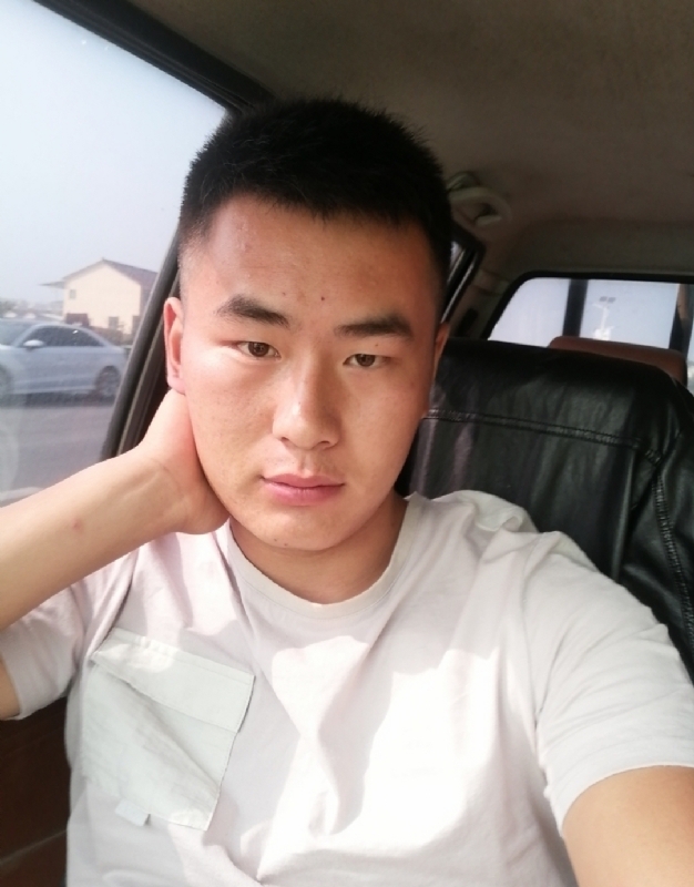 马宏亮的第二张照片--包头相亲服务中心