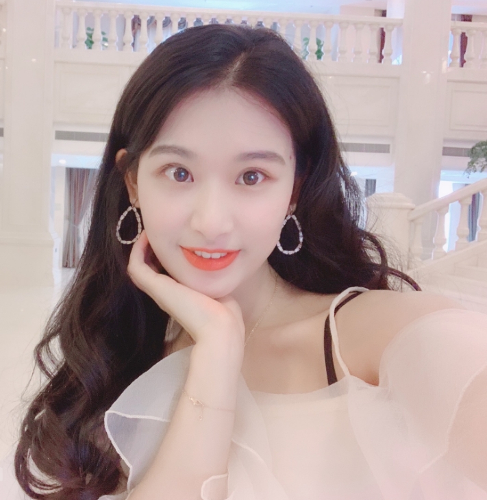 薇信zsqyaer的第一张照片--包头相亲服务中心