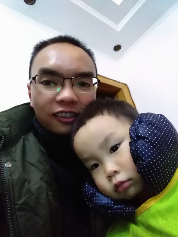 123木头人的第一张照片--包头相亲服务中心