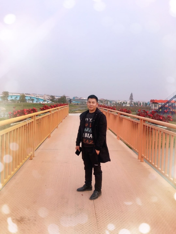 清风的第二张照片--包头相亲服务中心