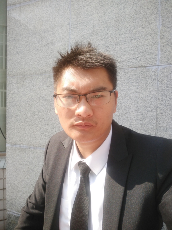 孤独的人的第一张照片--包头相亲服务中心