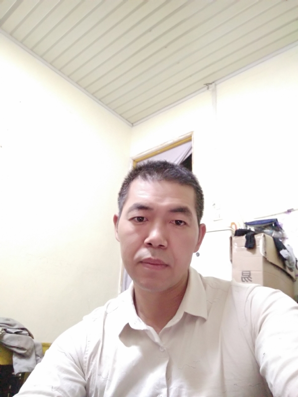 为伊消得人憔悴的第一张照片--包头相亲服务中心