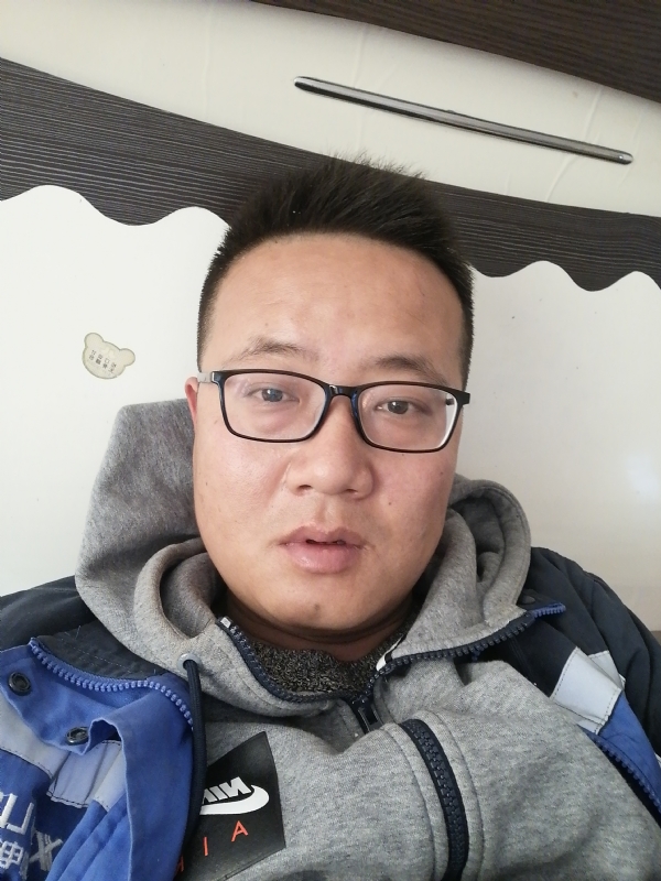 一个人一座城的第一张照片--包头相亲服务中心