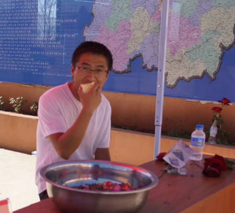 寻水的第一张照片--包头相亲服务中心