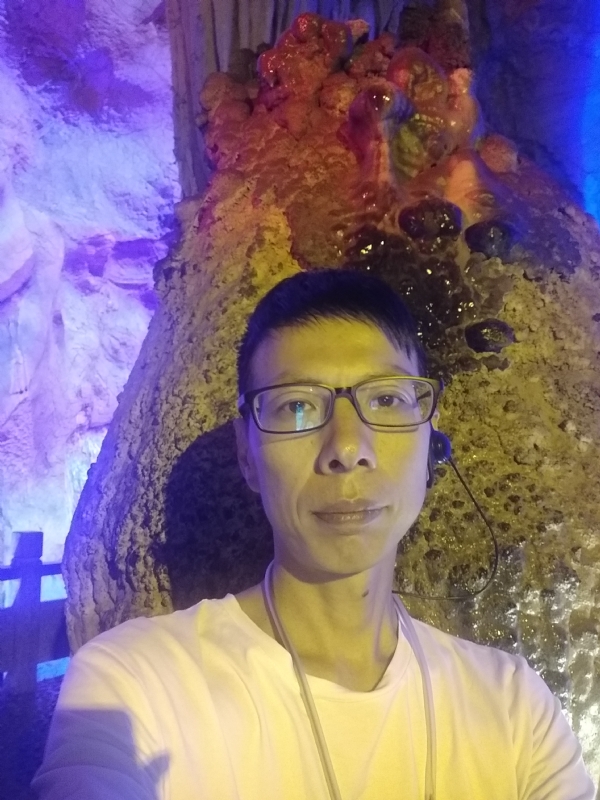 红叶的第一张照片--包头相亲服务中心