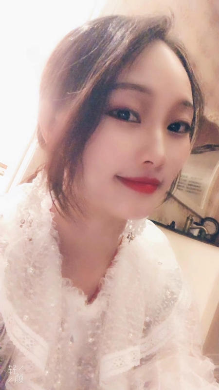 雯雯的第一张照片--包头相亲服务中心