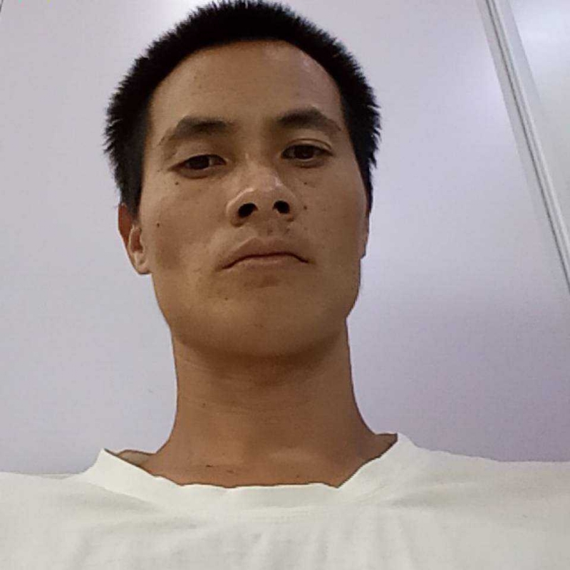 孤独的第一张照片--包头相亲服务中心