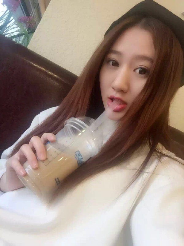 姚瑶的第一张照片--包头相亲服务中心