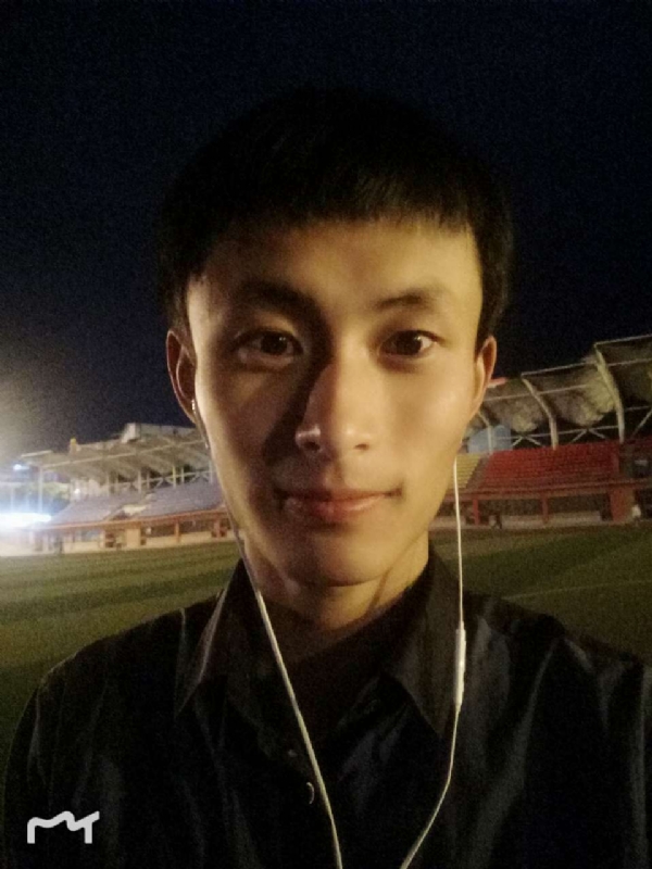 莫言的第一张照片--包头相亲服务中心