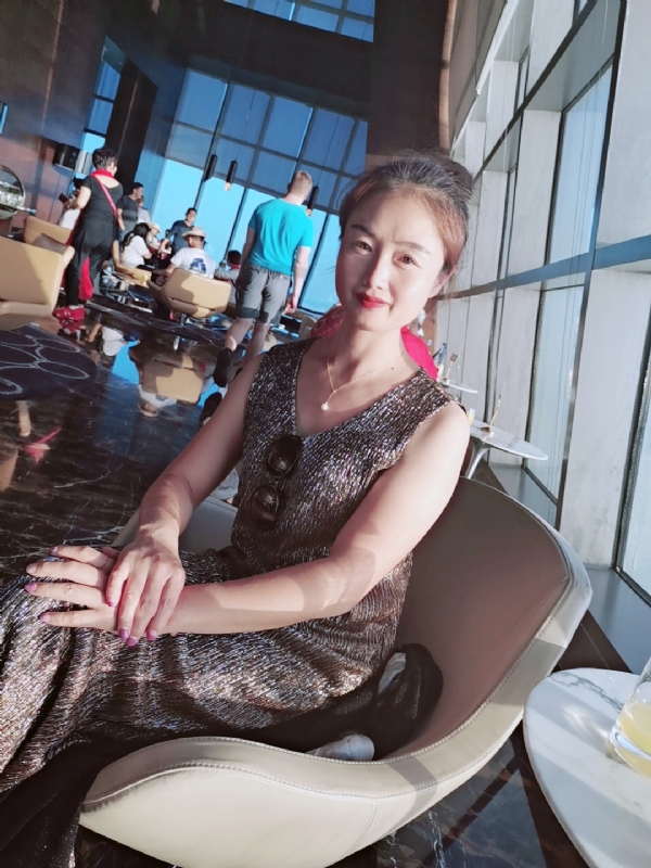 快乐我心的第一张照片--包头相亲服务中心