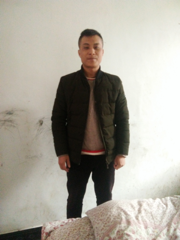 真心换真情的第一张照片--包头相亲服务中心