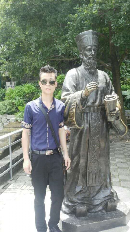 一生中最爱的第一张照片--包头相亲服务中心