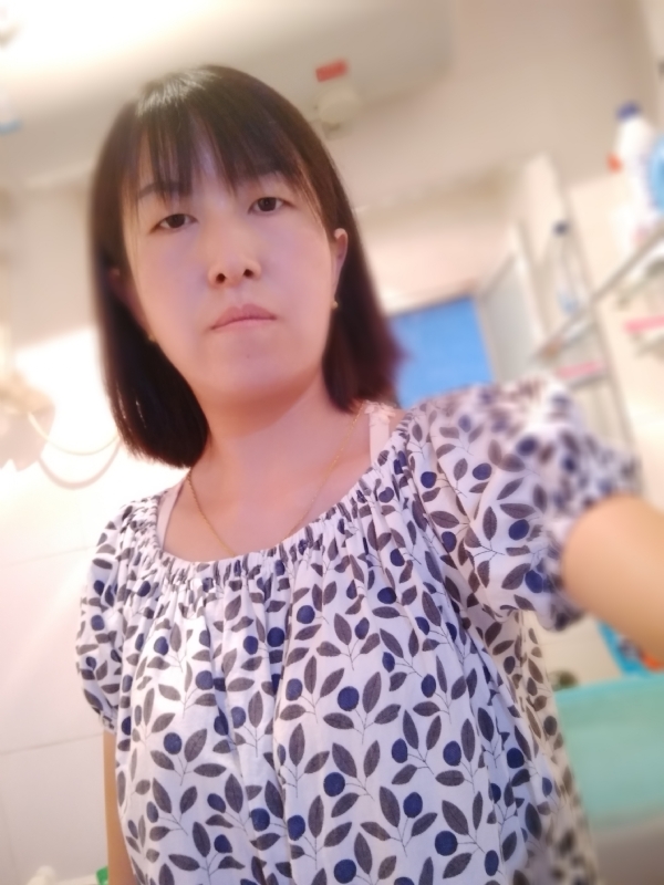 芬儿的第一张照片--包头相亲服务中心