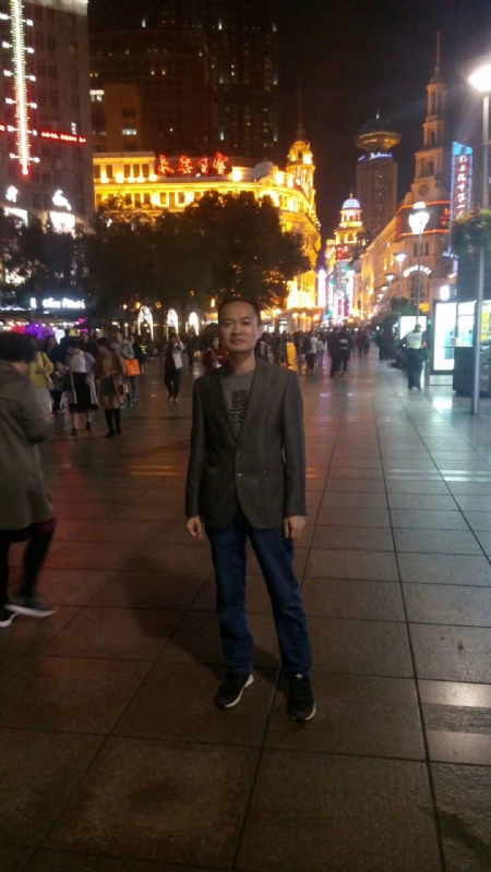 水池养鱼的第一张照片--包头相亲服务中心