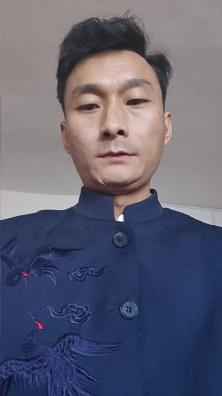 逆袭的小老鼠～龙long的第一张照片--包头相亲服务中心