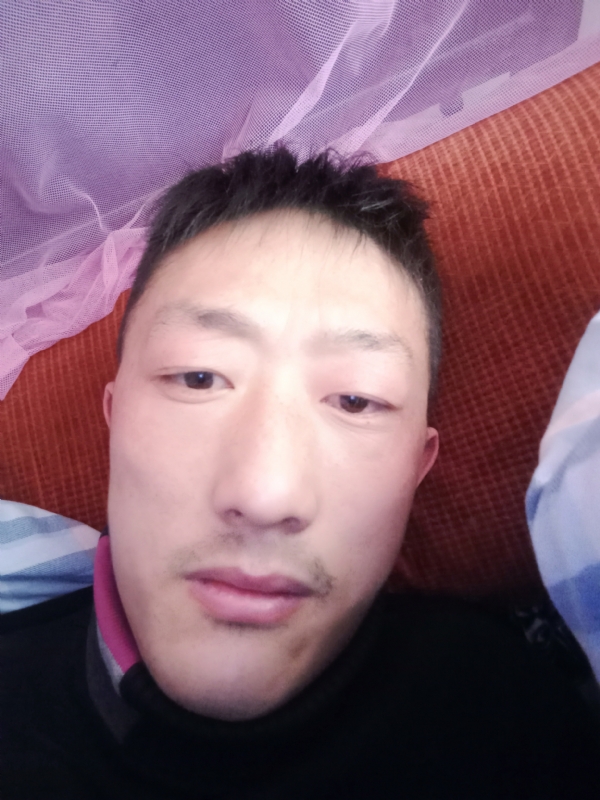 夜游神的第一张照片--包头相亲服务中心