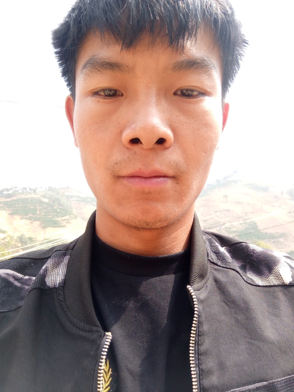 唐伟的第一张照片--包头相亲服务中心