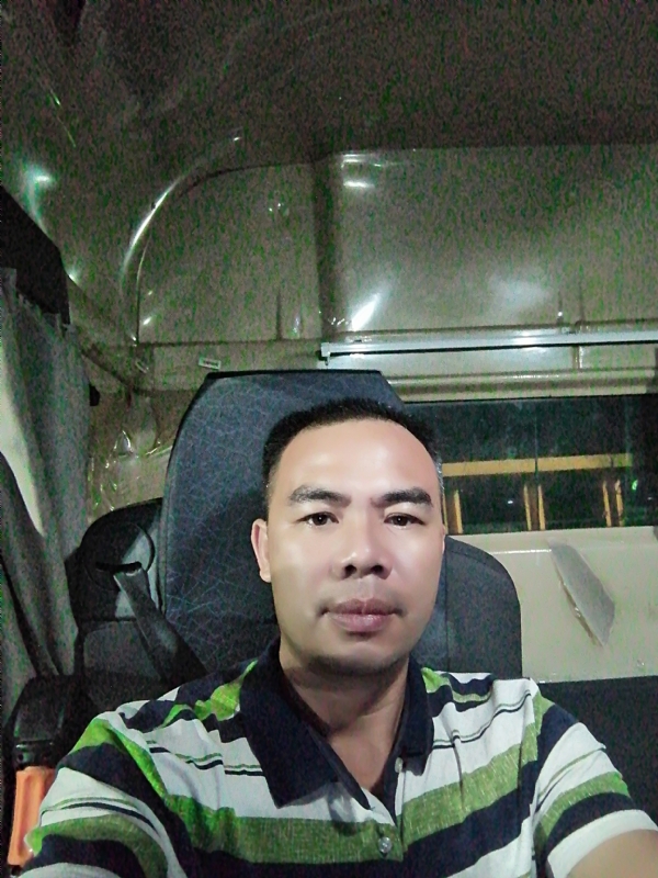 疯一般的爱恋的第一张照片--包头相亲服务中心