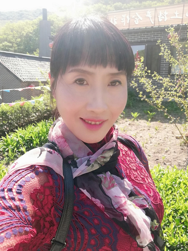 艳阳高照的第一张照片--包头相亲服务中心