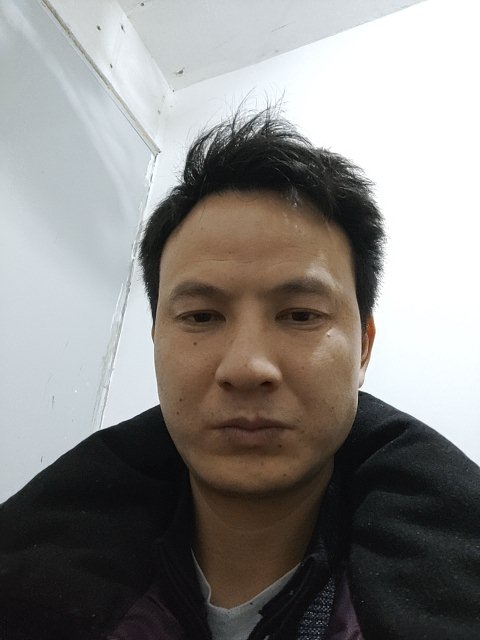 你情我愿的第一张照片--包头相亲服务中心