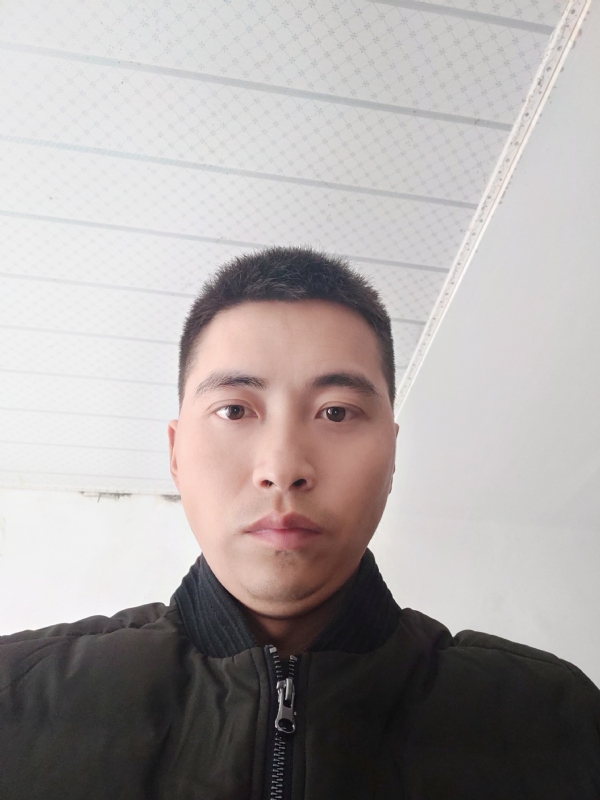 远望星空的第一张照片--包头相亲服务中心