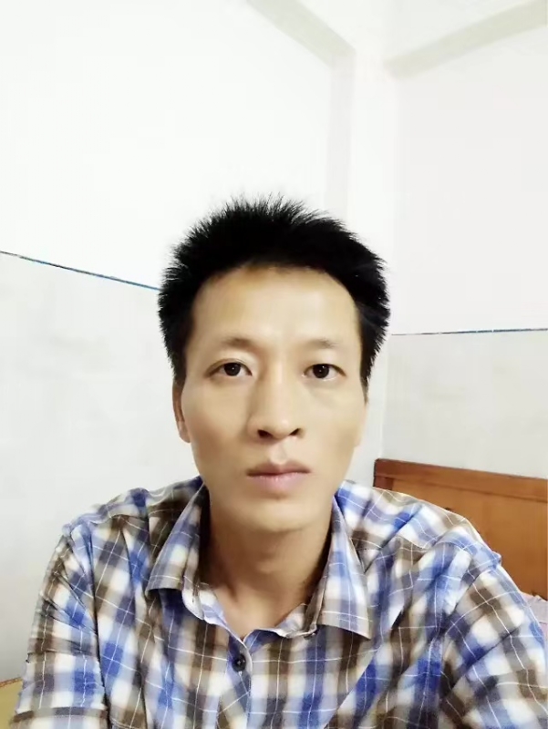 流年未亡的第一张照片--包头相亲服务中心