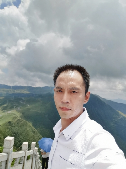 LXZ的第一张照片--包头相亲服务中心