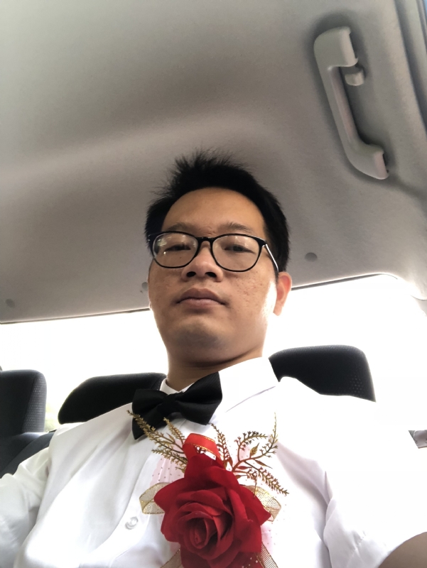 陈陈的第一张照片--包头相亲服务中心