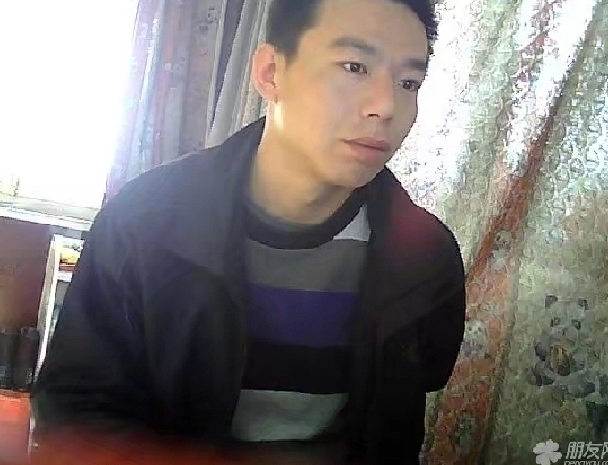 向钱奔跑的第一张照片--包头相亲服务中心