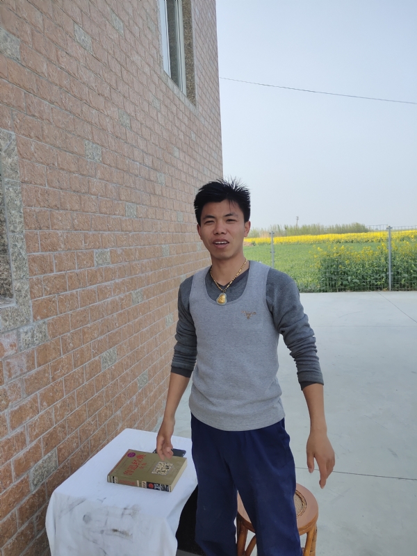 雷的第一张照片--包头相亲服务中心