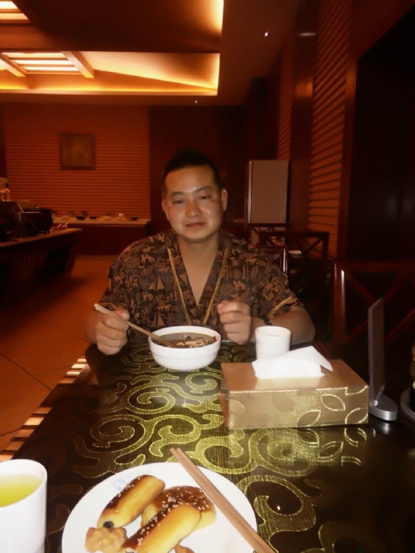 会飞的鱼的第一张照片--包头相亲服务中心