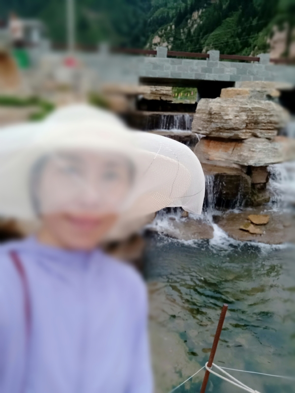 沥秋的第一张照片--包头相亲服务中心